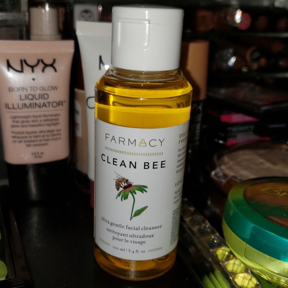 Farmacy Clean Bee
